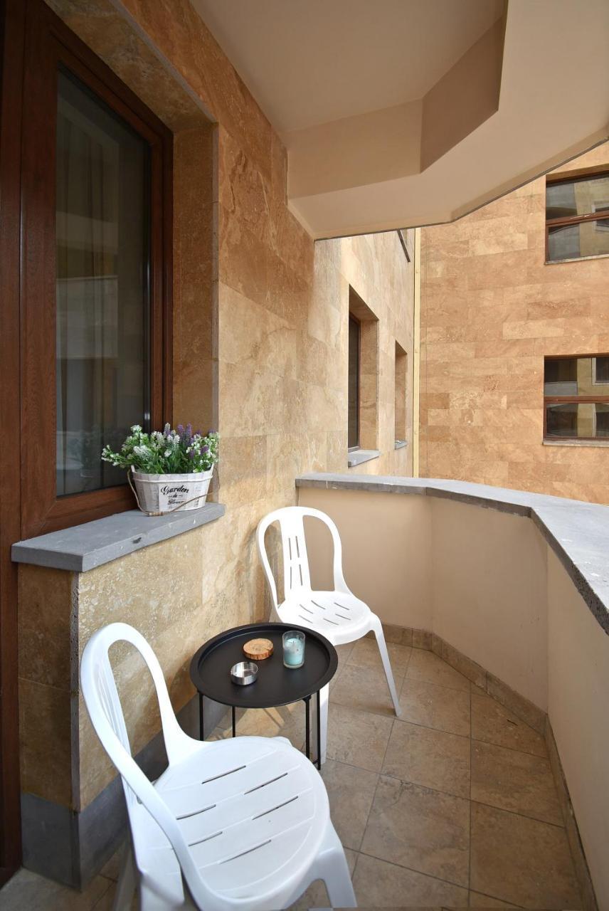 Yerevan4You Patio Exterior photo